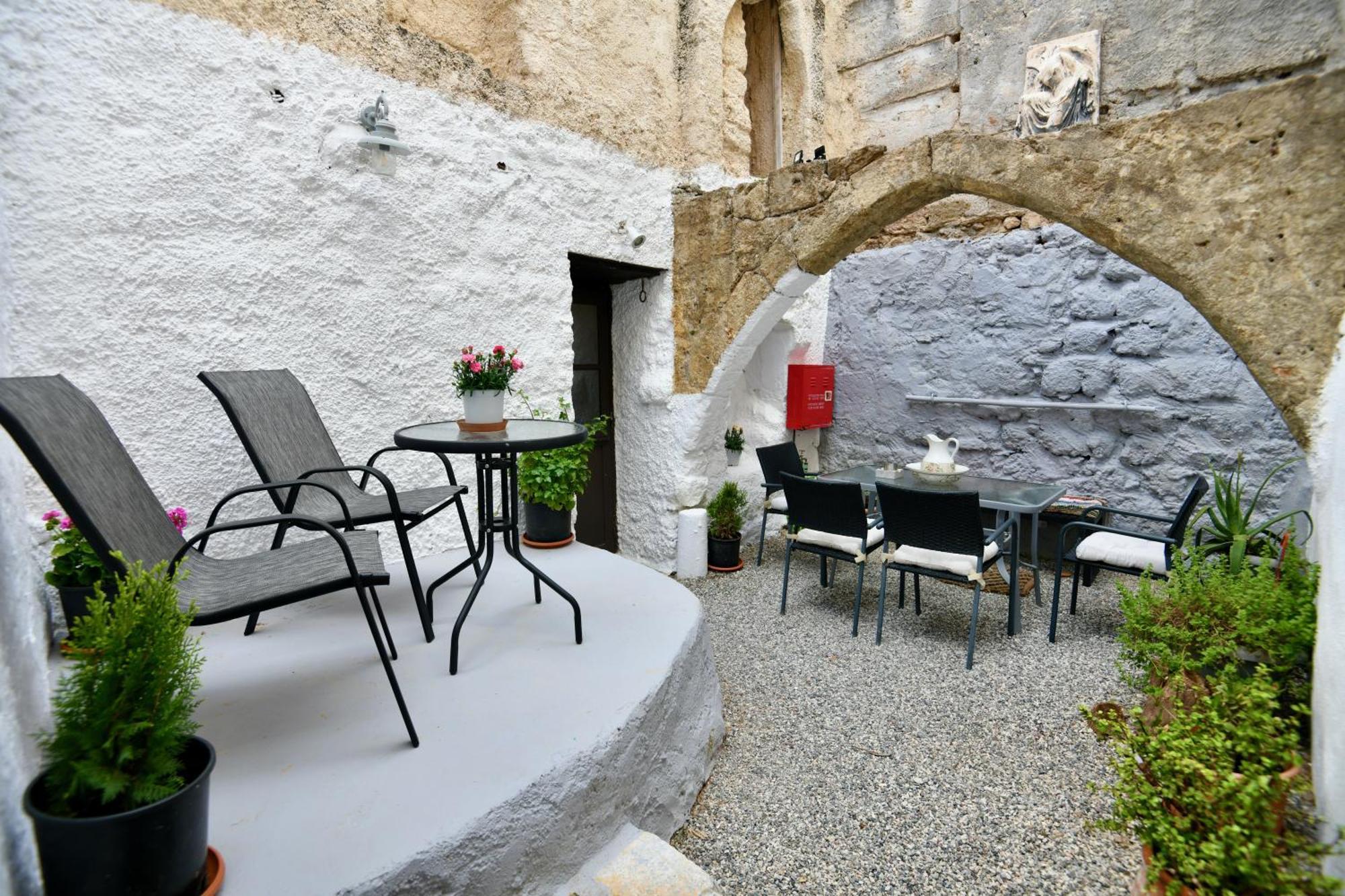דירות Rhodes City Penelope Garden House Old Town מראה חיצוני תמונה